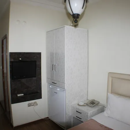 Kosk Hotel 3*